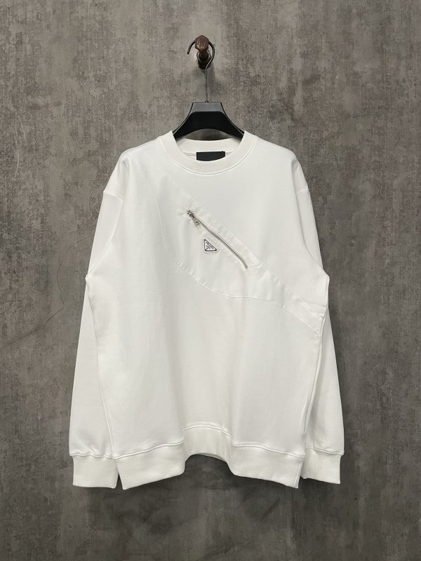 P*rada Top Quality Clothes