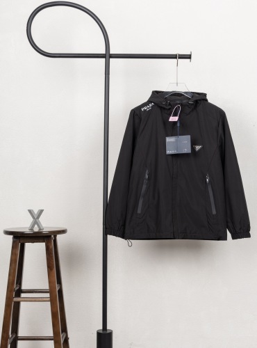 P*rada Top Quality Clothes