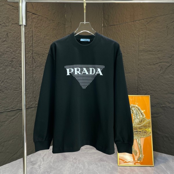 P*rada Top Quality Clothes