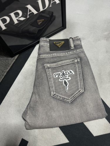 P*rada Top Quality Clothes