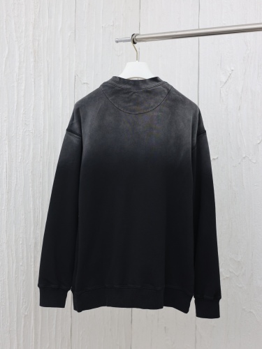 P*rada Top Quality Clothes