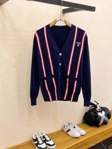 P*rada Top Quality Clothes