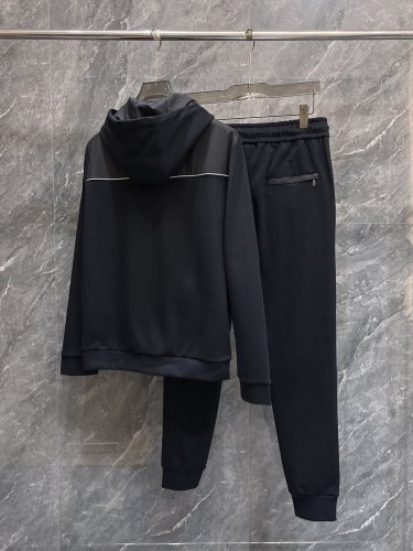 P*rada Top Quality Clothes