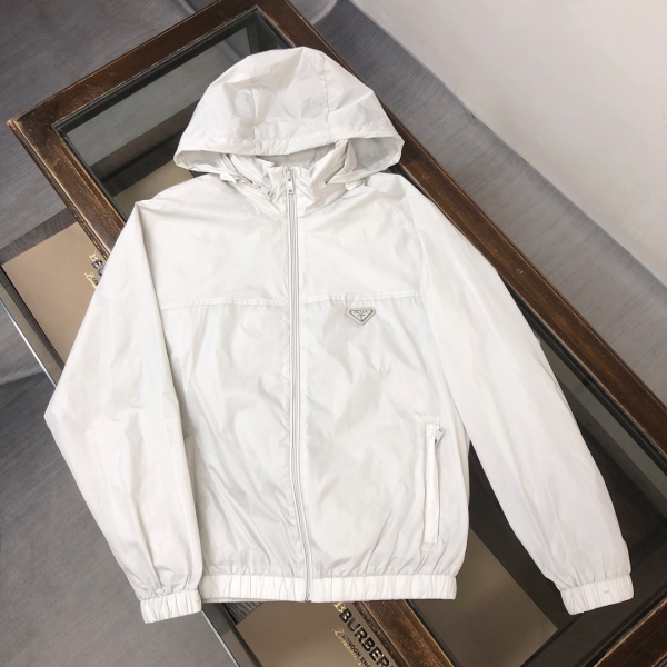 P*rada Top Quality Clothes