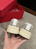 Men Women 𝑉*𝐴𝐿𝐸𝑁𝑇𝐼𝑁𝑂 Top Sneakers