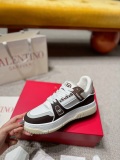 Men and women 𝑉*𝐴𝐿𝐸𝑁𝑇𝐼𝑁𝑂 Top Sneakers