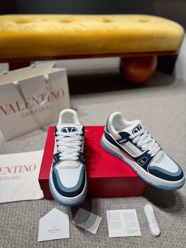 Men and women 𝑉*𝐴𝐿𝐸𝑁𝑇𝐼𝑁𝑂 Top Sneakers