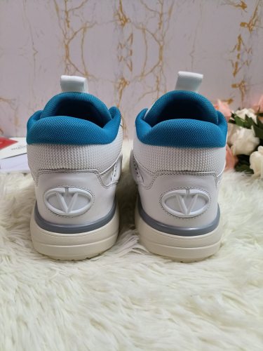 Men and women 𝑉*𝐴𝐿𝐸𝑁𝑇𝐼𝑁𝑂 Top Sneakers