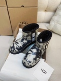 Women U*GG Top Sneaker