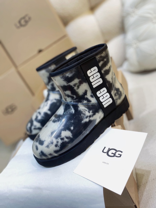 Women U*GG Top Sneaker