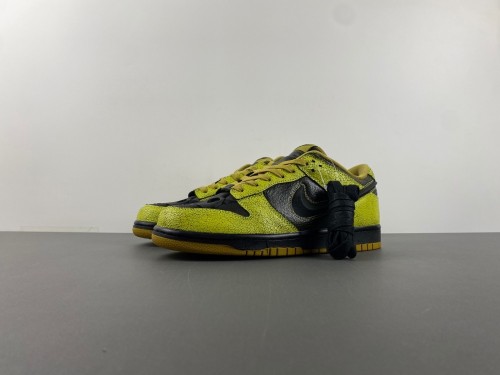 N*ike SB Dunk Low  ''Halloween'  HV6103-300