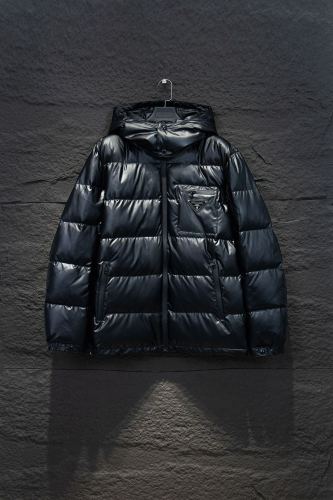 P*rada Top Quality Clothes