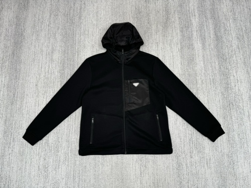 P*rada Top Quality Clothes