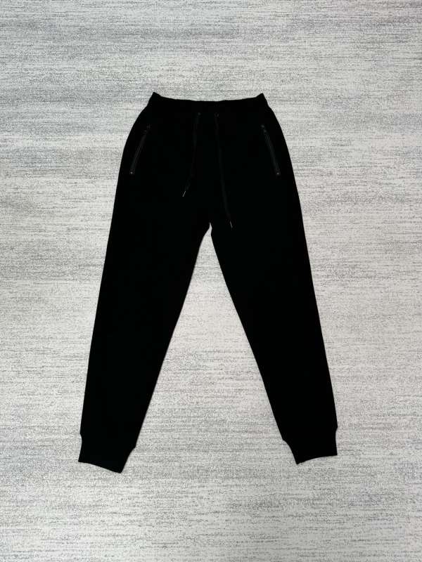 P*rada Top Quality Clothes