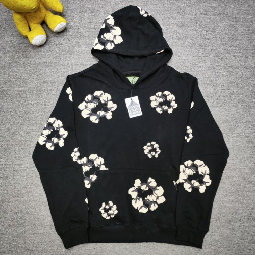 D*enim T*ears *L*evis Top Quality Clothes