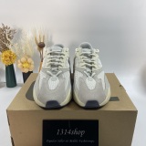 Y*eezy 700 Boost “Analog”