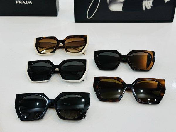 P*rada Glasses Top Quality