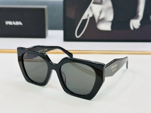 P*rada Glasses Top Quality