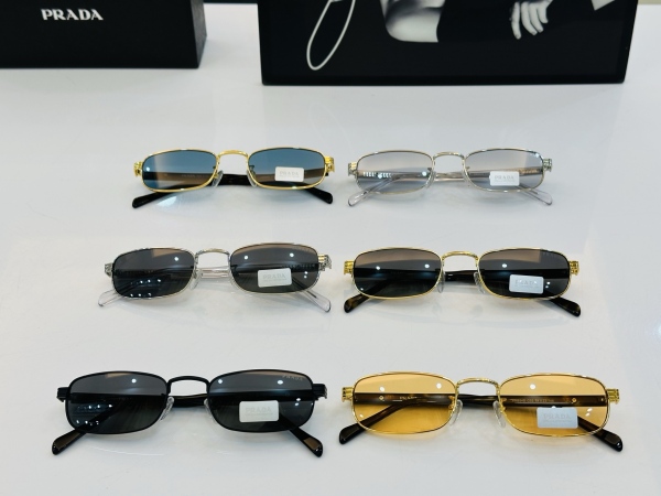 P*rada Glasses Top Quality