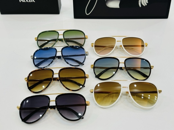 P*rada Glasses Top Quality