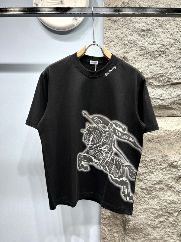 B*urberry Top Quality Clothes