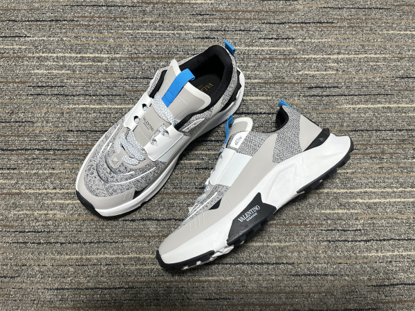 Men 𝑉*𝐴𝐿𝐸𝑁𝑇𝐼𝑁𝑂 Top Sneakers