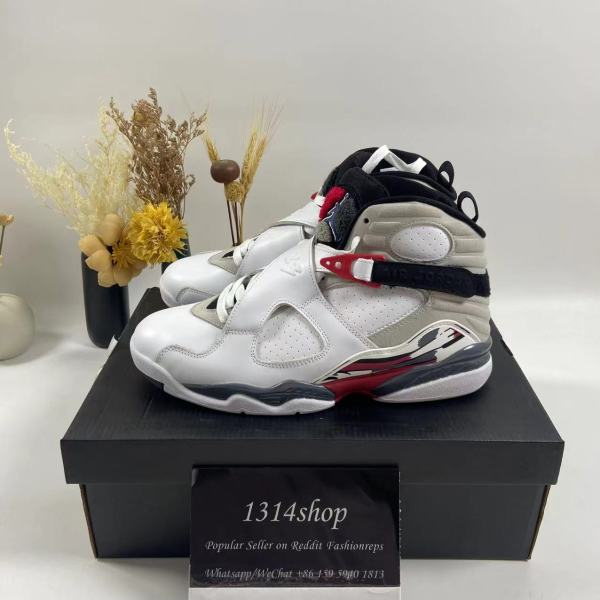 J*ordan 8 Retro Bugs Bunny 305381-103