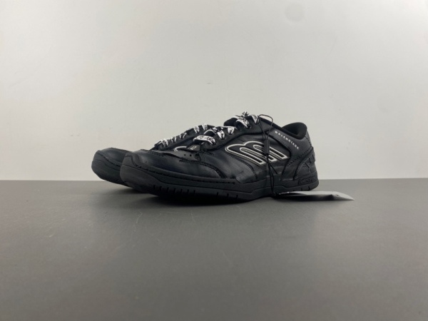 Men and women B*alenciaga Top Sneakers