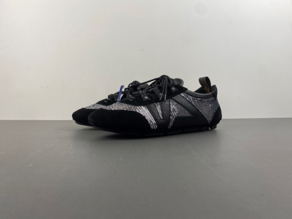 Women L*ouis V*uitton Top quality Sneakers