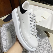 A*exander M*queen Sneaker