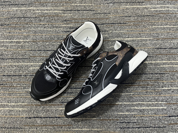 Men L*ouis V*uitton Top Sneakers