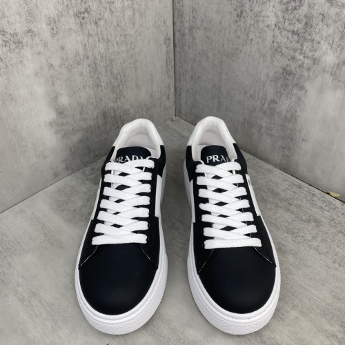 Men and women P*rada Top Quality Sneakers