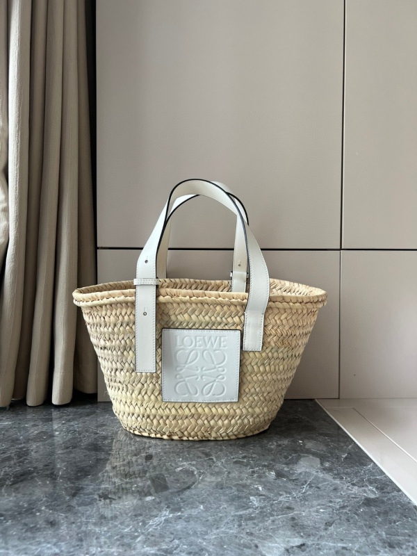 L*oewe Top Quality bag