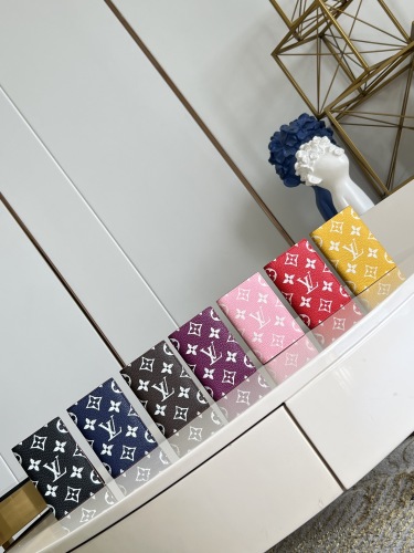 L*ouis V*uitton Top Wallets