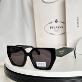 P*rada Glasses Top Quality