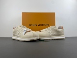 Men and women L*ouis V*uitton Top Sneakers