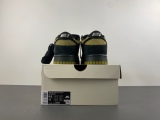 S*upreme x N*ike SB Dunk Low “Camper Green” HQ8487-300