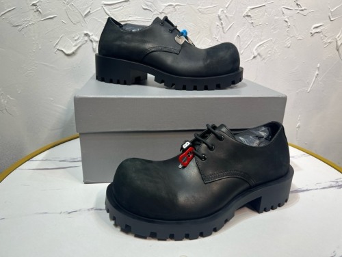 Men and women B*alenciaga Top Sneakers