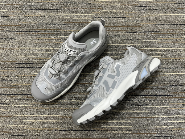 Men L*ouis V*uitton Top Sneakers