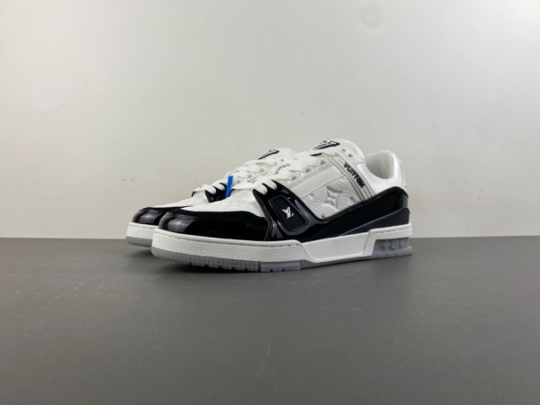 Men L*ouis V*uitton Top Sneakers