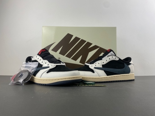 21版 T*ravis S*cott x A*ir Jo*rdan 1 Retro Low DZ4137-700