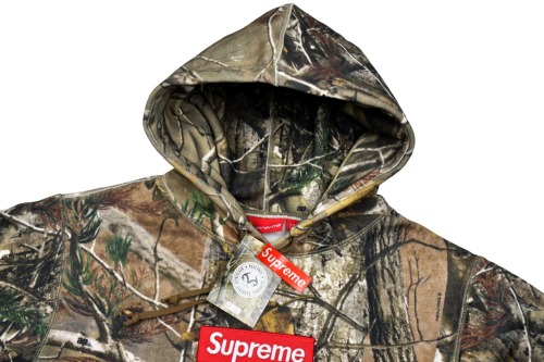 S*upreme Top Quality Clothes