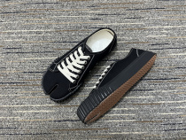 Men and women M*aison M*argiela Top Sneakers