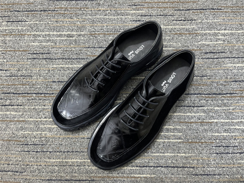 Men L*ouis V*uitton Top Sneakers