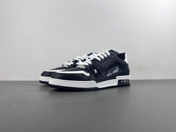 Men L*ouis V*uitton Top Sneakers
