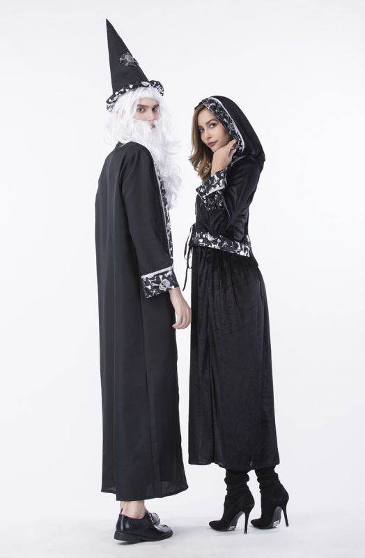Men and women Hogwarts School of Witchcraft and Wizardry Magician robes costumes