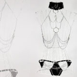 Three-point hollowed-out iron chain set of erotic underwear is alluring. The leather metal opening is free to take off BST58002