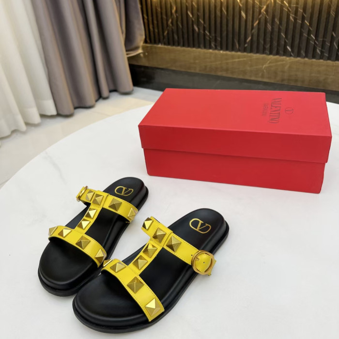 Valentino Women Sandals Gr. 35-40