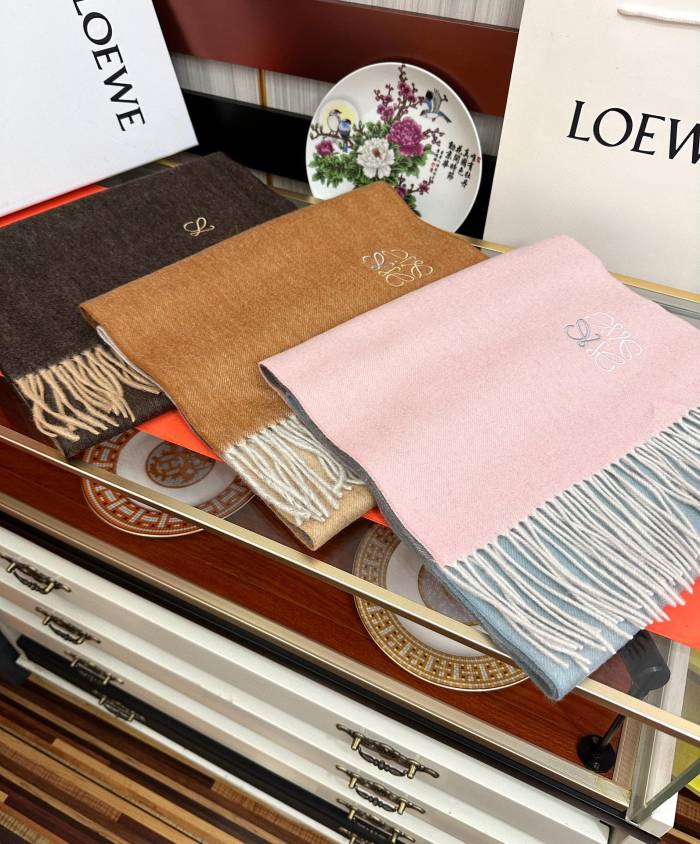 Loewe Scarf Size 32*180cm 3-Color