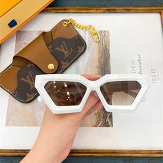 Louis Vuitton Z1746 Z1748 Cut Sunglasses